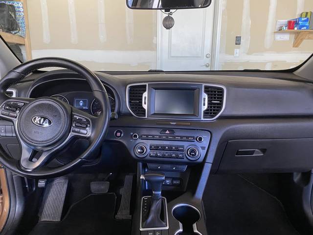 The dash of a Kia